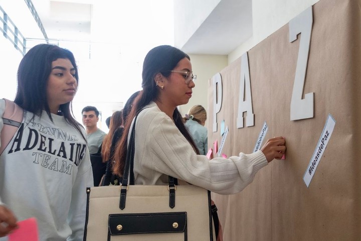 La Universidad del Caribe presenta Decálogo para fomentar la Cultura de Paz