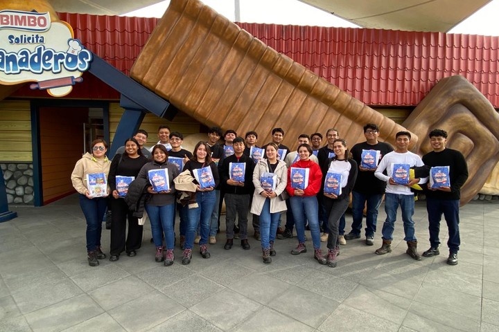 Estudiantes de Ingeniería Industrial de la Unicaribe, visitan importantes industrias de Monterrey